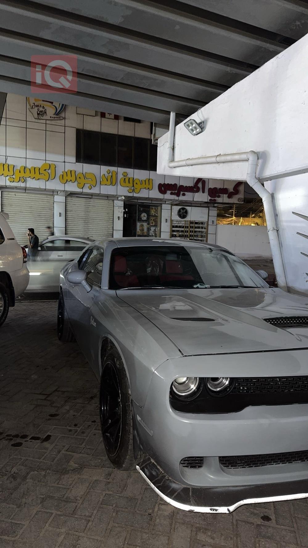 Dodge Challenger